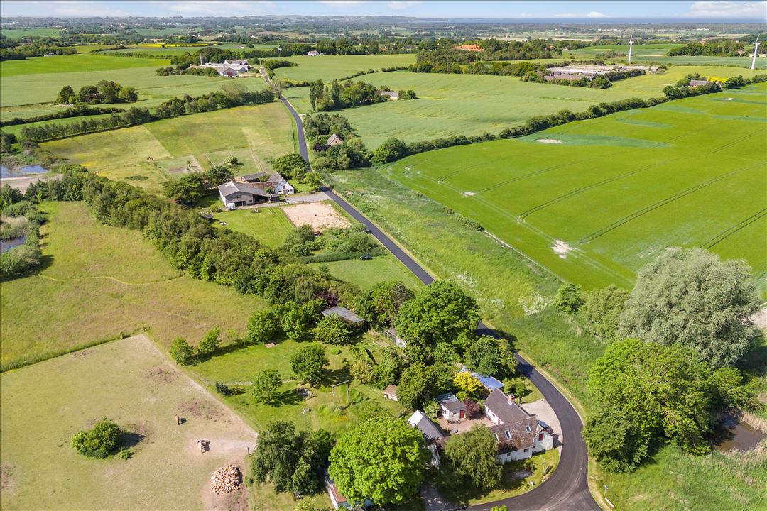 Landsted i naturskønne omgivelser, Annebjergvej 6, Annebjerg 4500 Nykøbing Sj