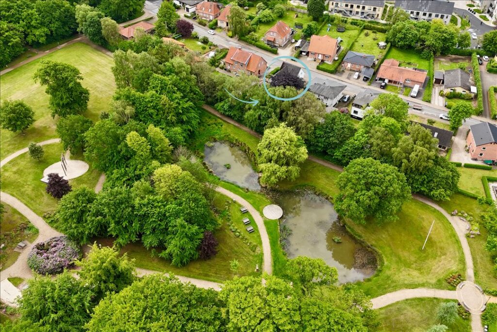 VIlla, Skovvejen 11, 8740 Brædstrup