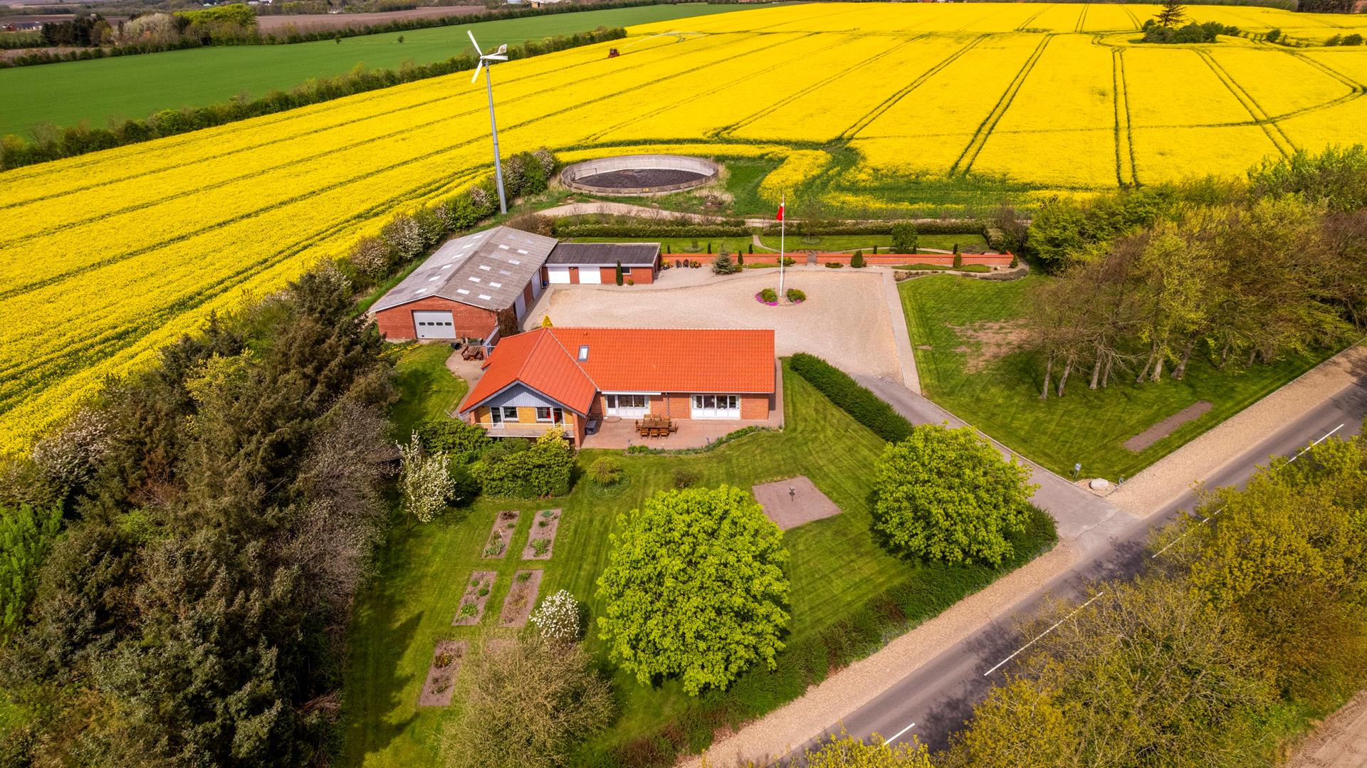 Hobbyejendom med masser af muligheder på 4 ha