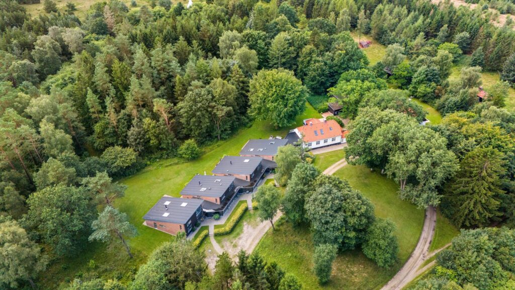 Fantastisk ejendom med 4 boliger.