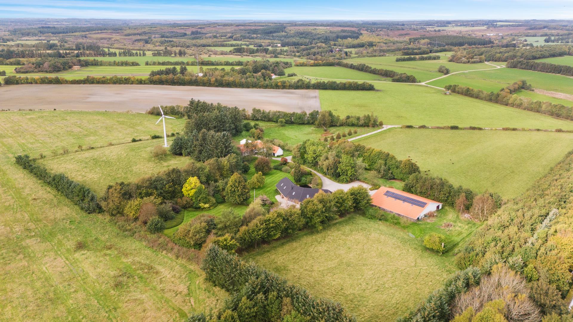 Liebhaverejendom med fantastiske jagtmuligheder i naturskønne omgivelser.
