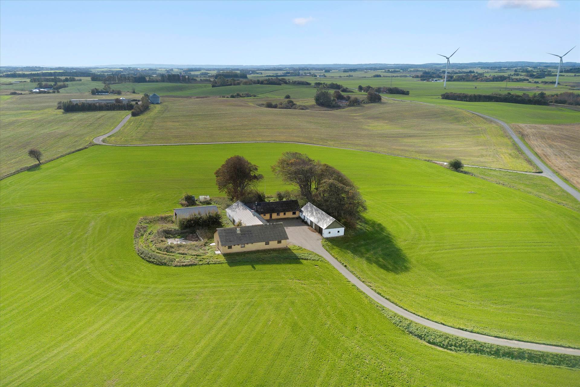 Landejendom med enestående udsigt over landskabet
